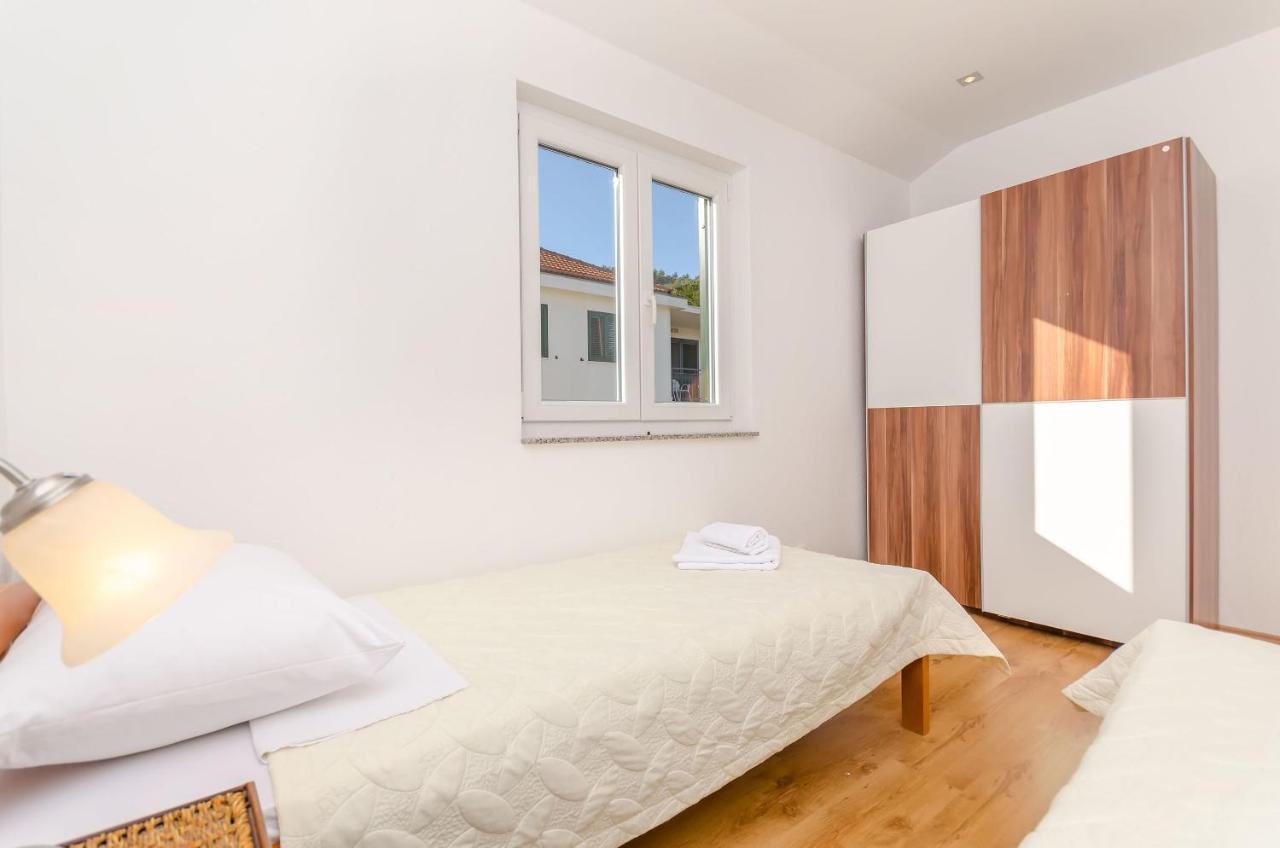 Apartments Mia Trogir Eksteriør bilde