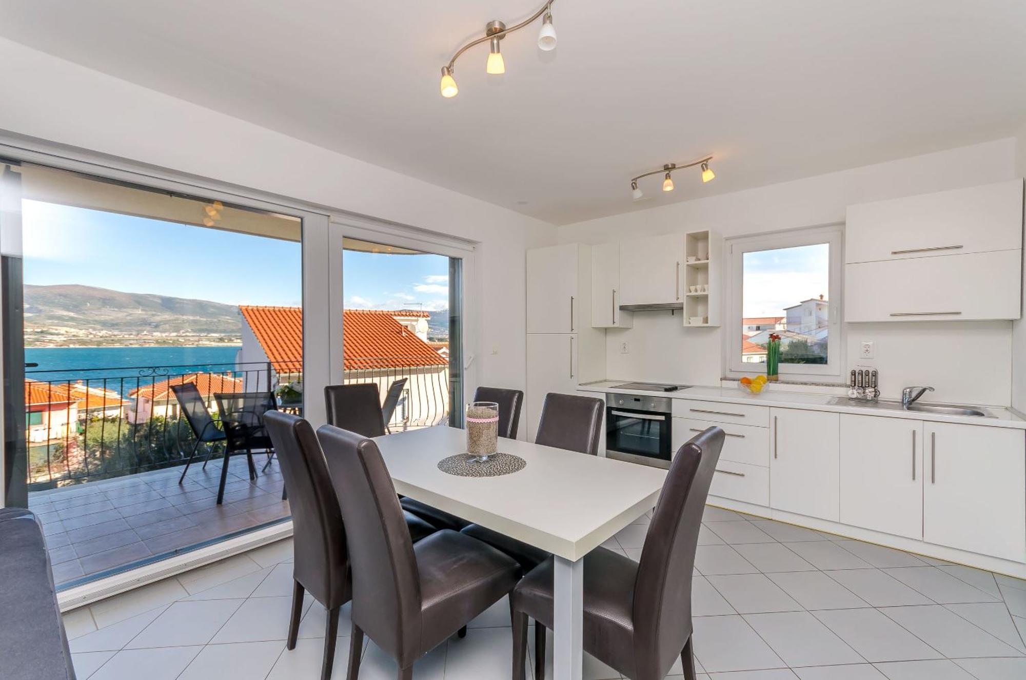 Apartments Mia Trogir Eksteriør bilde